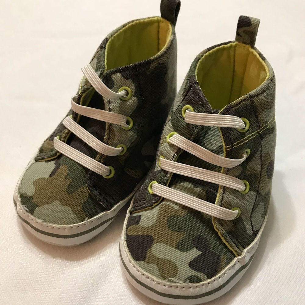 Baby Shoes | Camo | Size 3-6m